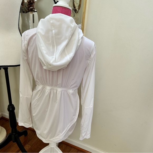 Lululemon 12 maybe Kicking Asphalt Jacket White Full Zip Thumbholes Hood - Picture 6 of 9
